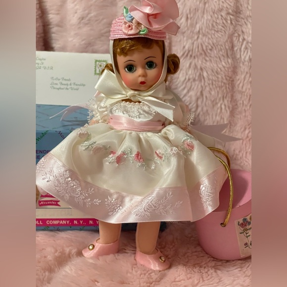 Vintage Madame Alexander Wendy Makes It Special Collectible Doll #31050 With Box - Picture 16 of 17